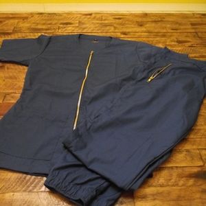 Scrubs/Nursing Uniforms